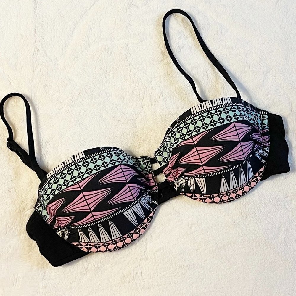Geometric Print Bikini Top